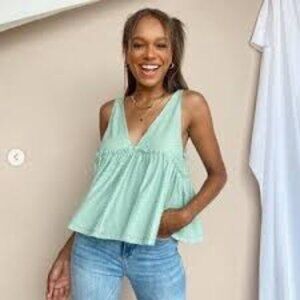 Vestique Pistachio In Hand Tank